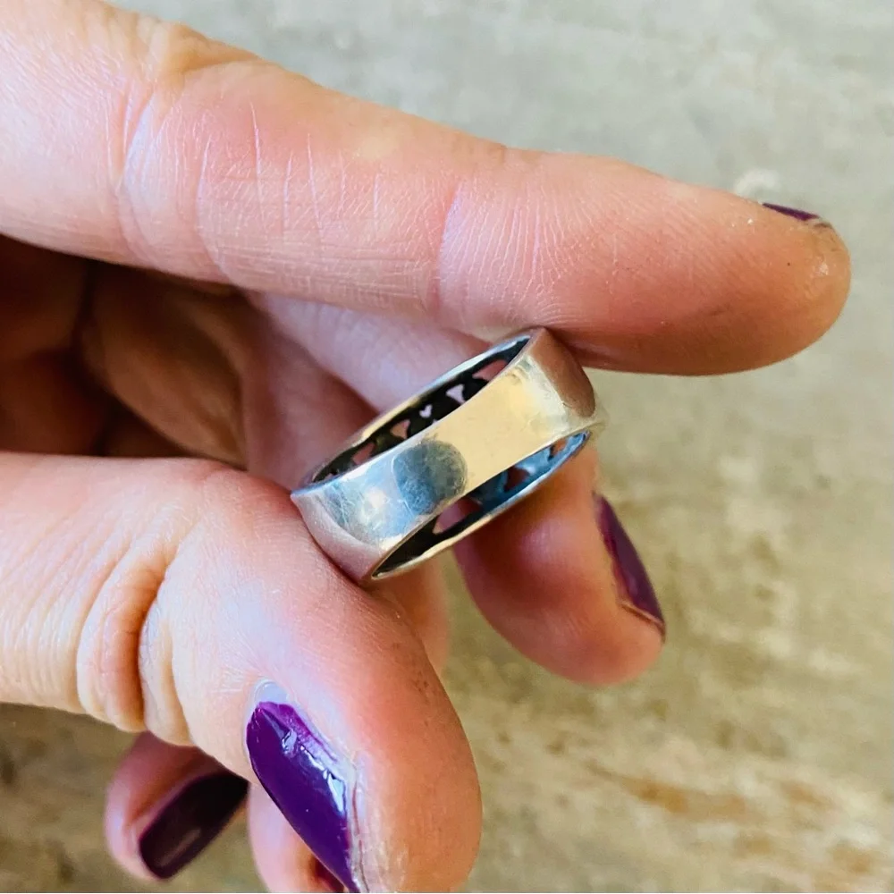 ♥️ Artisan ♥️ Vintage Sterling Silver Floral Ring - Picture 7 of 13